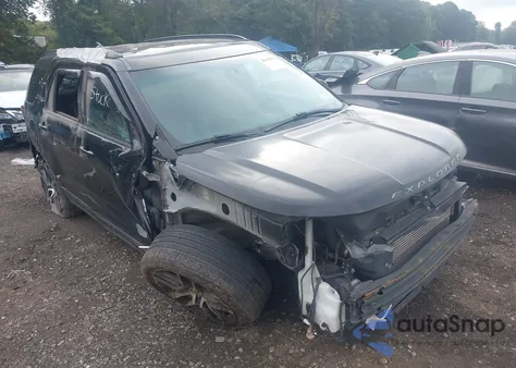 2016 Ford Explorer Sport z USA, uszkodzony, nr VIN 1FM5K8GT4GGB90851